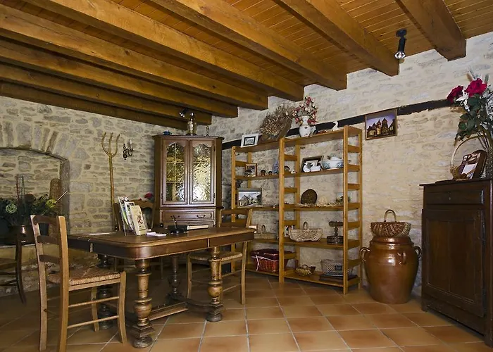 Bed & Breakfast La Table Du Chaffour