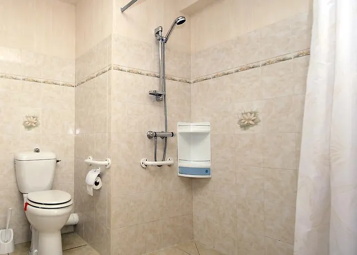 Bed & Breakfast La Table Du Chaffour Saint-Geniès-Bellevue