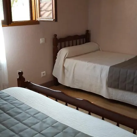 La Table Du Chaffour Bed & Breakfast *